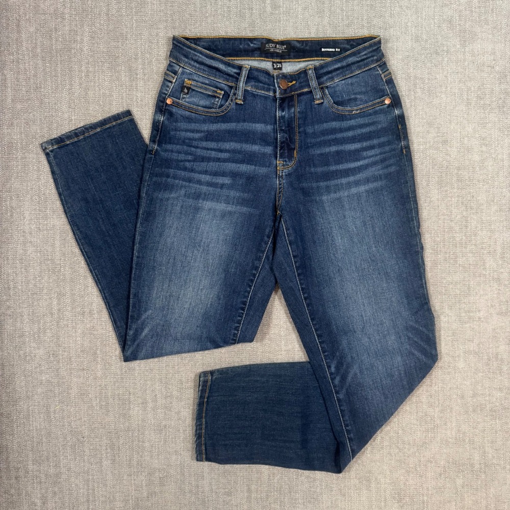 Judy Blue Boyfriend Fit Jeans Womens Size 3/26 Medium Wash Stretch Denim Casual